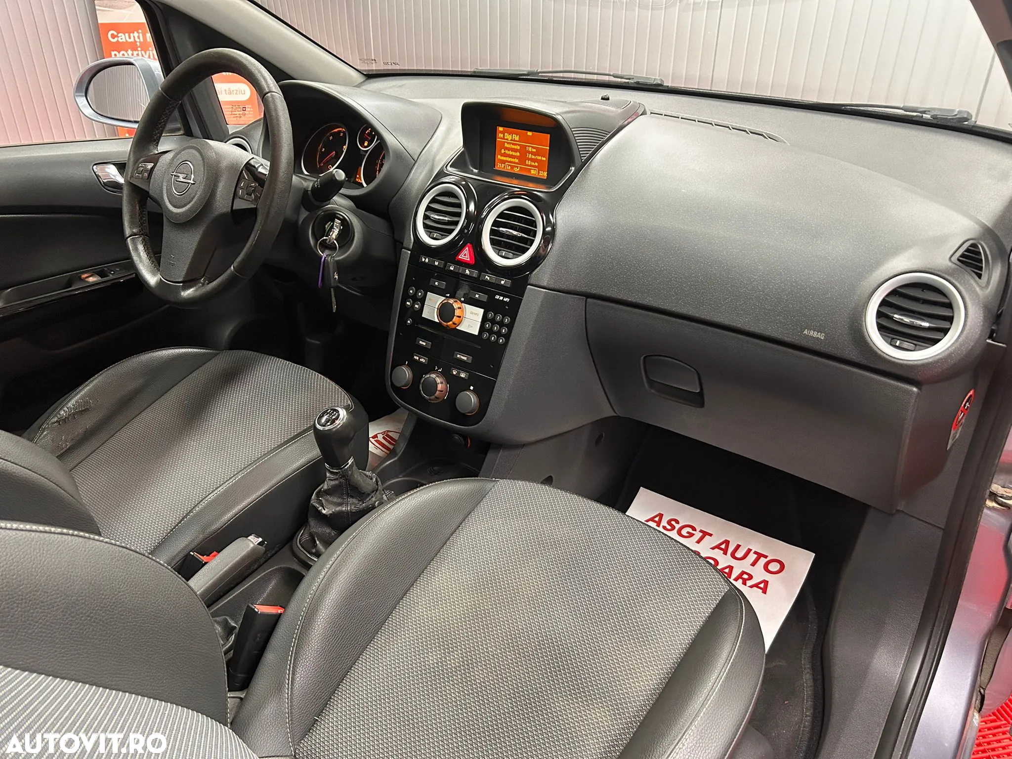 Opel Corsa - 11