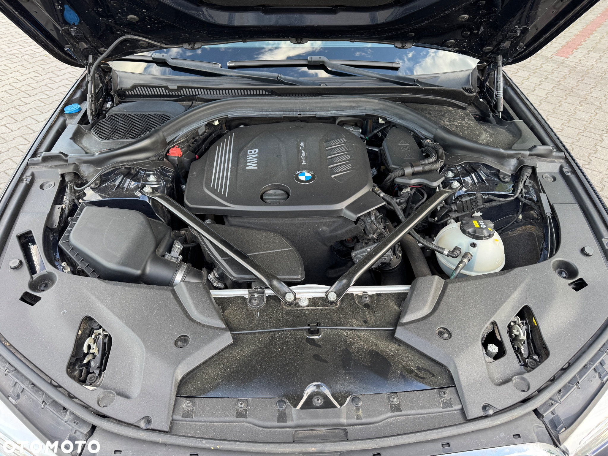 BMW Seria 5 520d - 14
