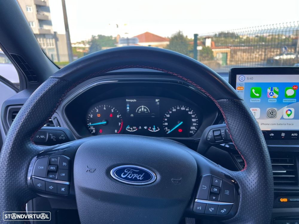 Ford Focus SW 1.0 EcoBoost MHEV ST-Line - 10