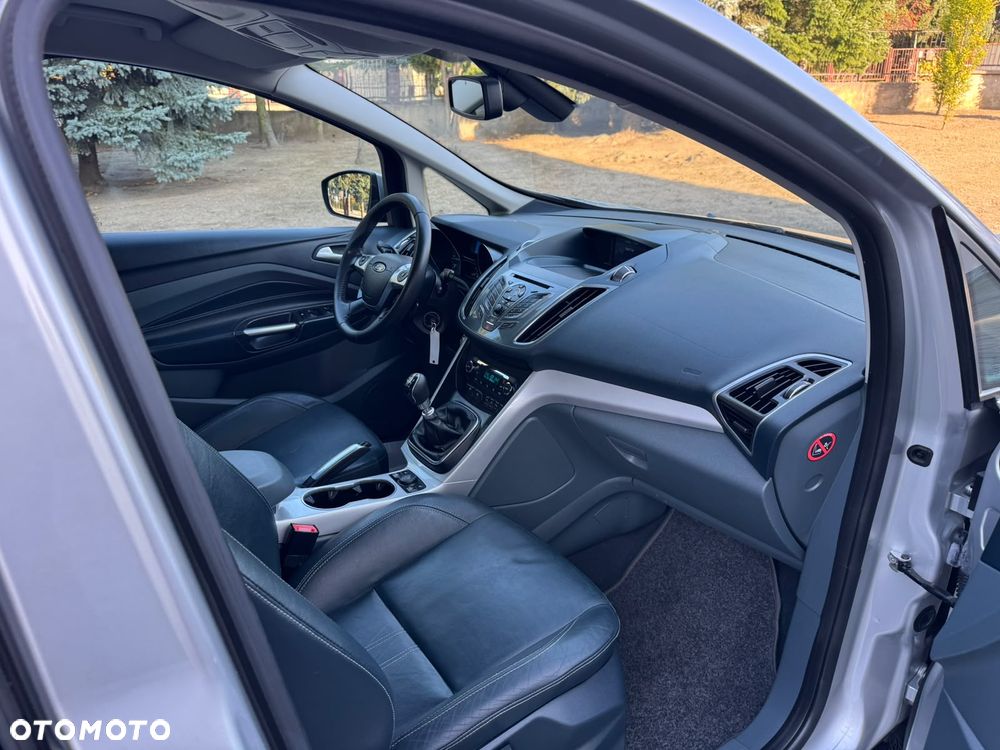 Ford Grand C-MAX - 14