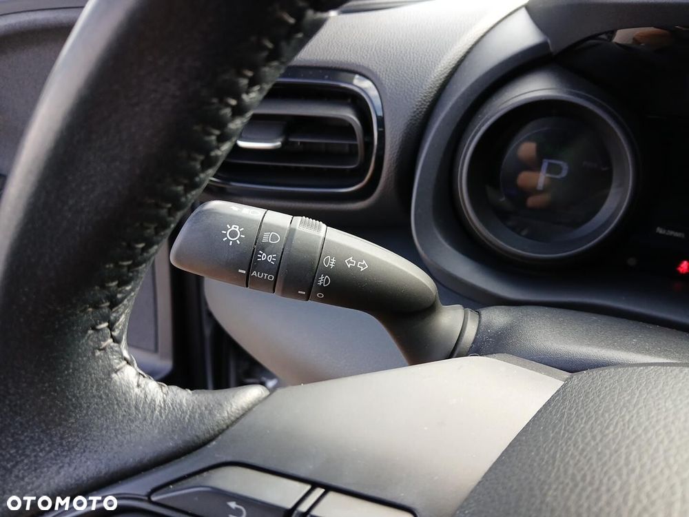 Toyota Yaris Cross Hybrid 1.5 Comfort - 26