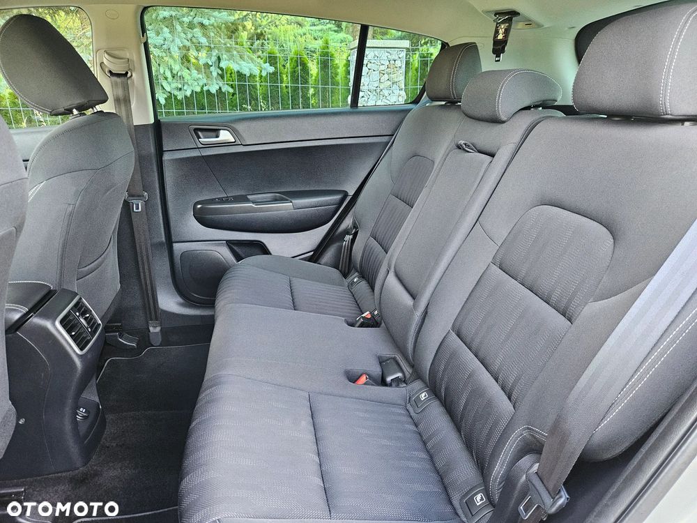 Kia Sportage 1.6 GDI L Business Line Plus 2WD - 35