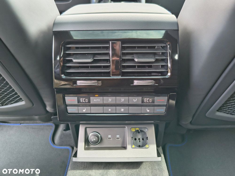 Volkswagen Touareg - 36