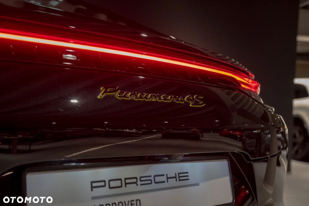 Porsche Panamera 4S E-Hybrid - 14