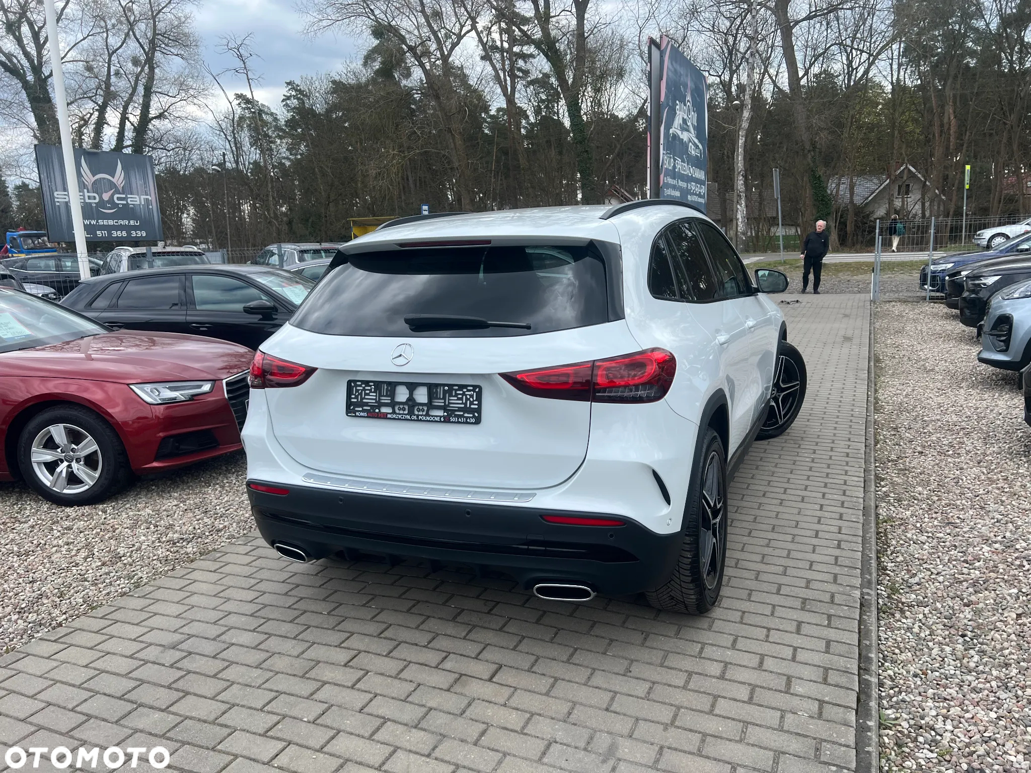 Mercedes-Benz GLA 200 d AMG Line - 11
