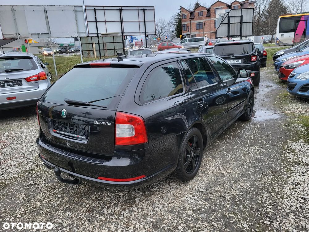 Skoda Octavia 2.0 TDI DPF RS DSG - 31