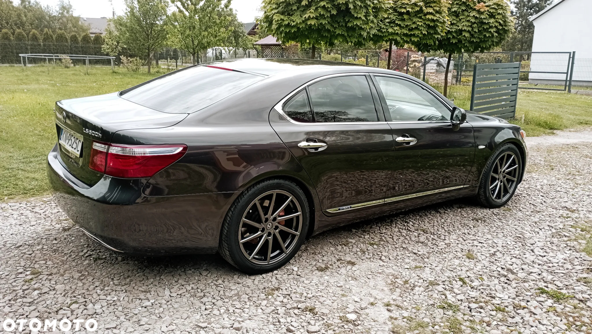 Lexus LS - 8
