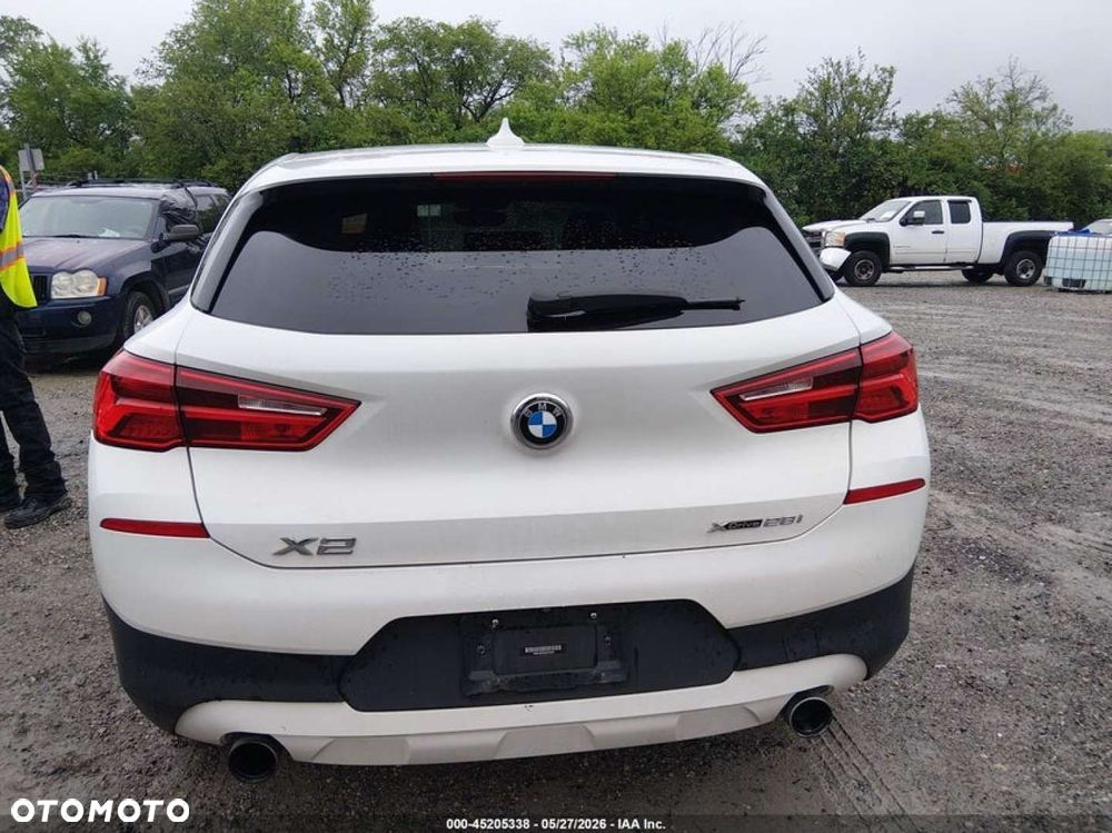 BMW X2 - 8