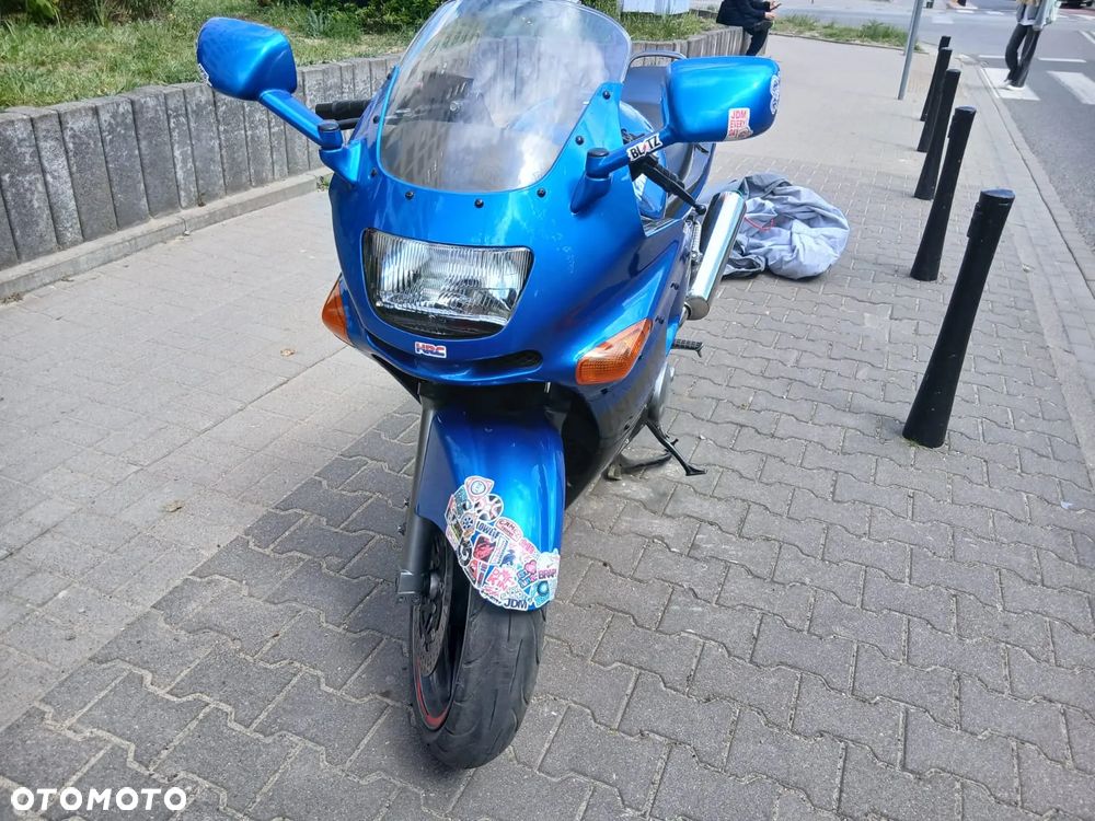 Kawasaki ZX - 6