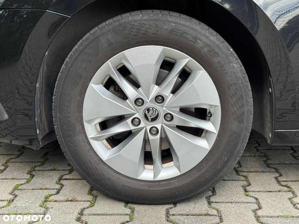 Skoda Octavia - 14