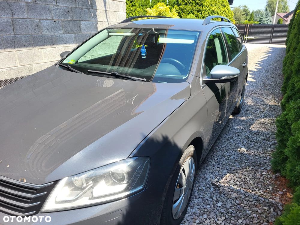 Volkswagen Passat 2.0 TDI Highline - 12