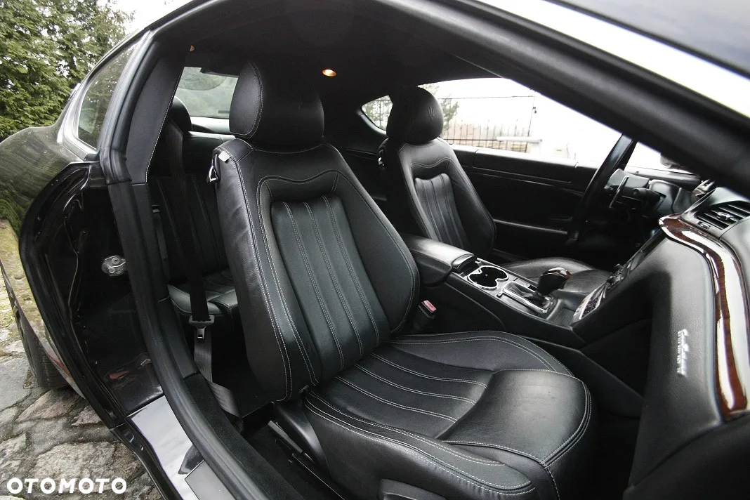 Maserati GranTurismo - 11