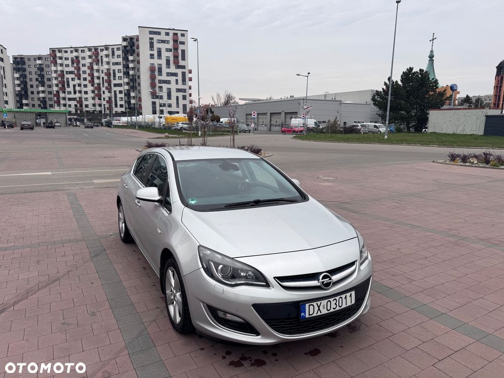 Opel Astra 1.4 T Cosmo - 1