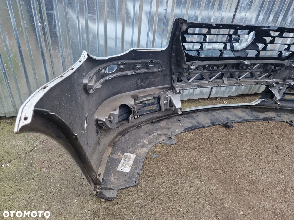 VW Touran 1T0 Lift Zderzak przód BEZ DZIUR - 10