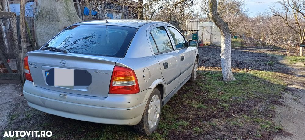 Opel Astra - 2