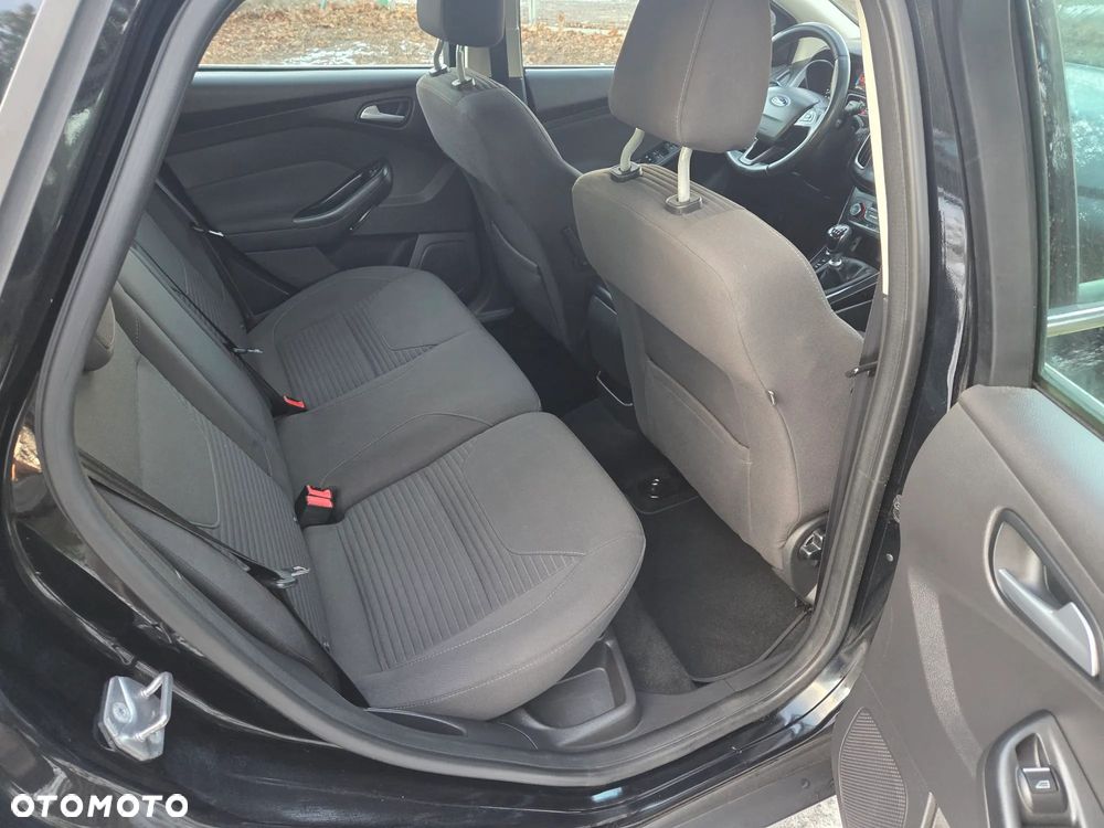 Ford Focus 1.5 TDCi Black Edition - 34