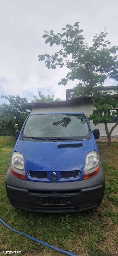 Renault Trafic L2H1 - 1