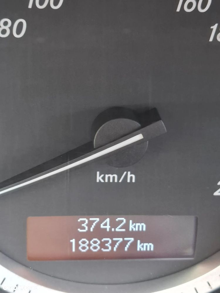 Mercedes-Benz Klasa C 200 CDI BlueEff Elegance - 20