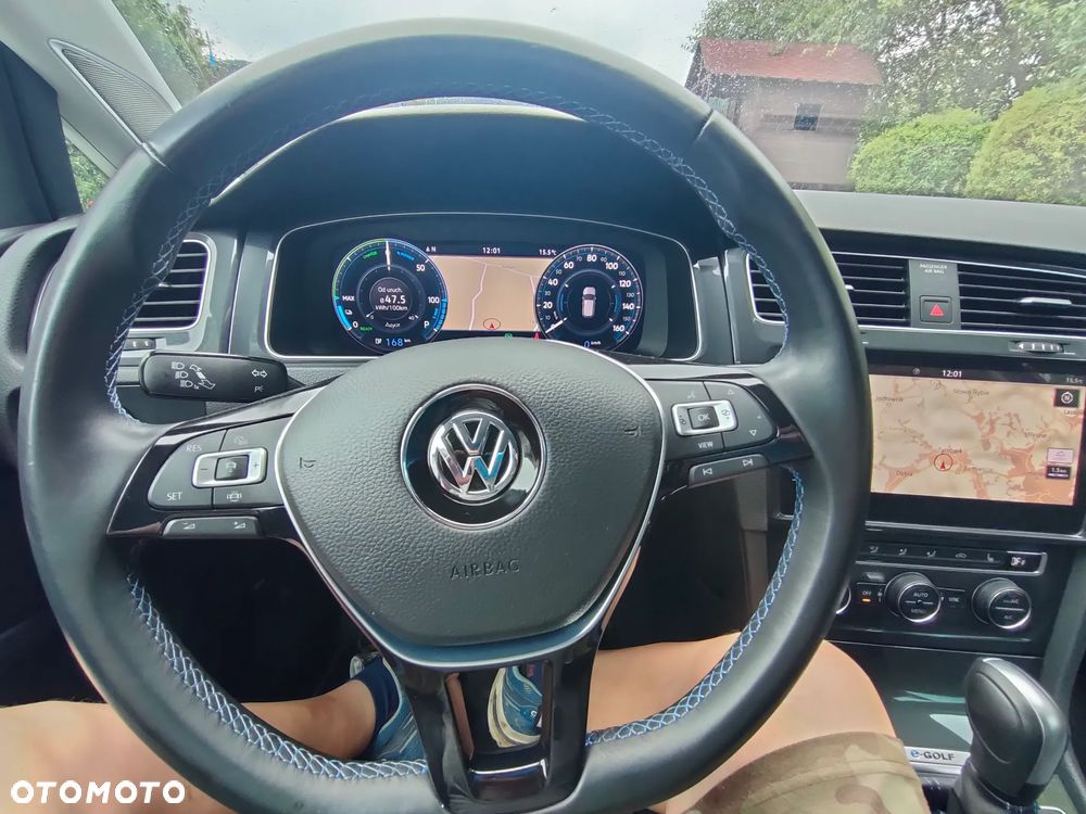Volkswagen Golf e-Golf - 13