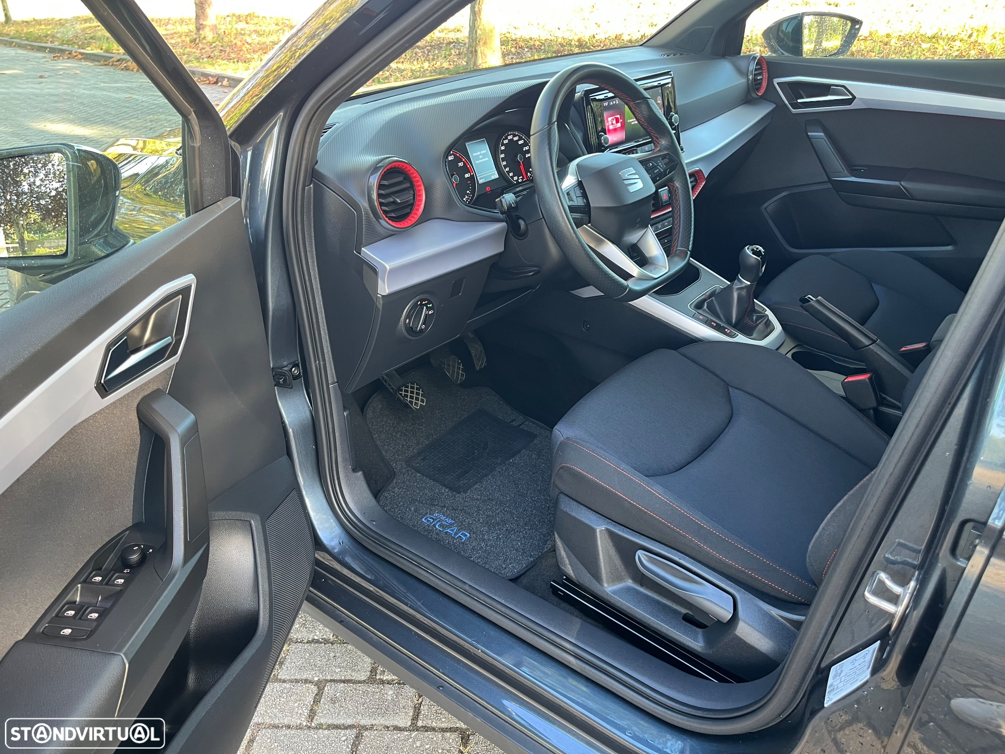 SEAT Arona 1.0 TSI FR - 12