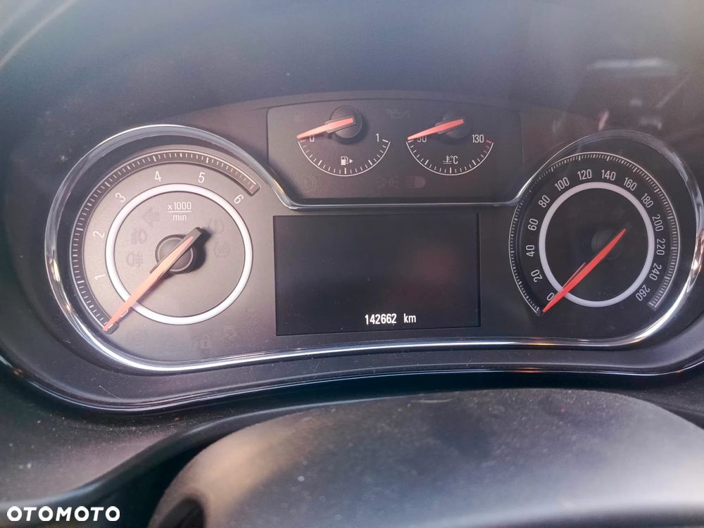 Opel Insignia 2.0 CDTI Cosmo ecoFLEX - 4