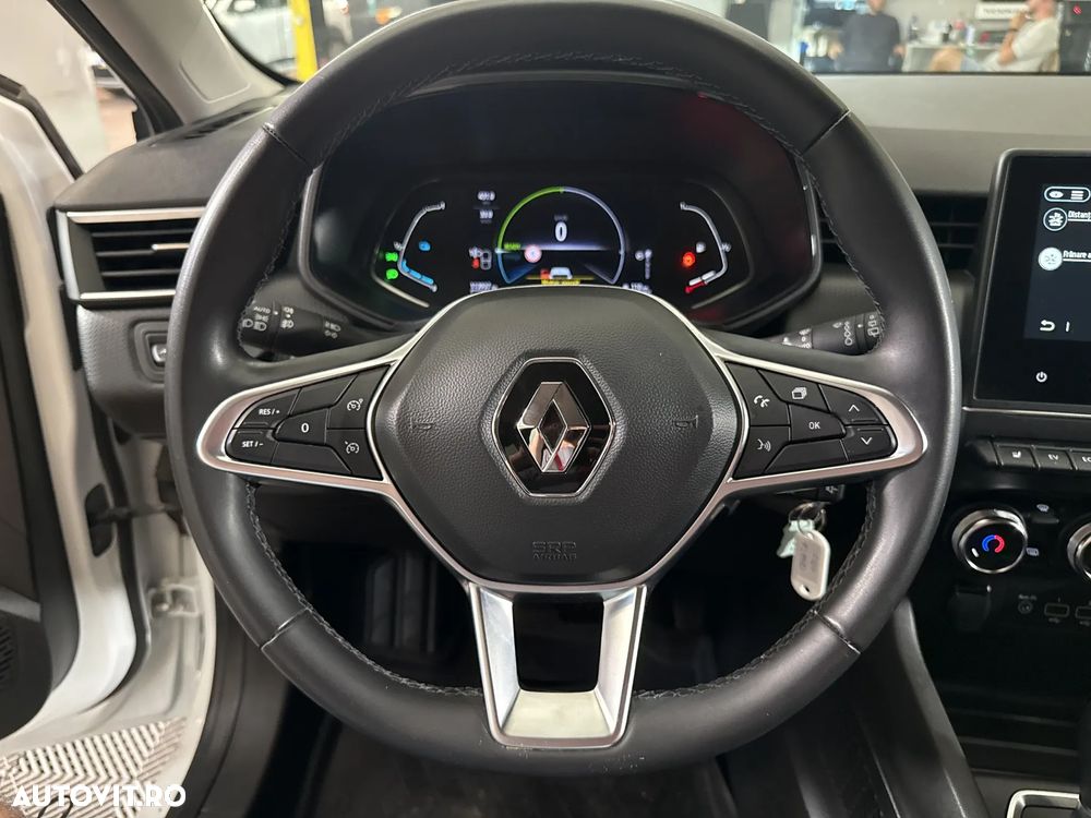 Renault Clio - 16
