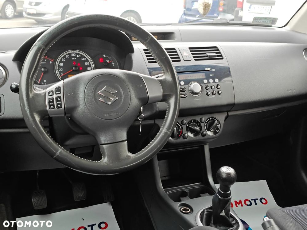 Suzuki Swift 1.3 GLX / Comfort - 6