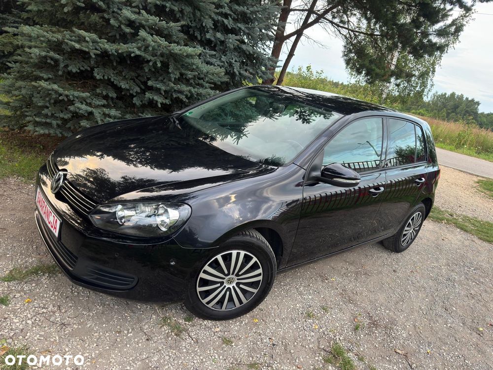 Volkswagen Golf - 22