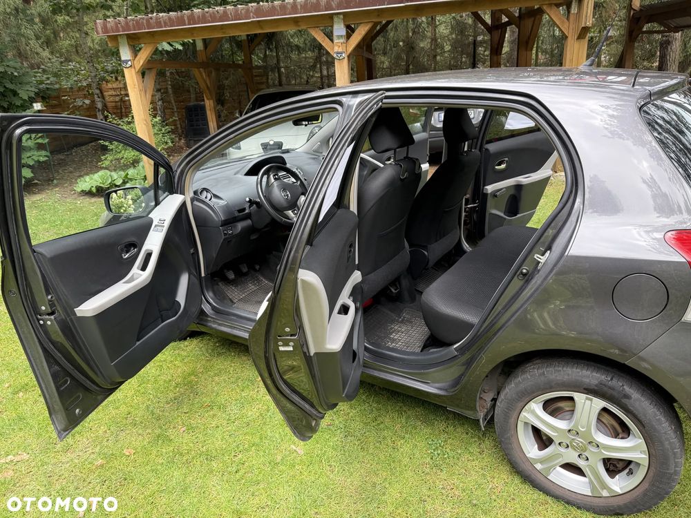 Toyota Yaris 1.33 Premium - 20