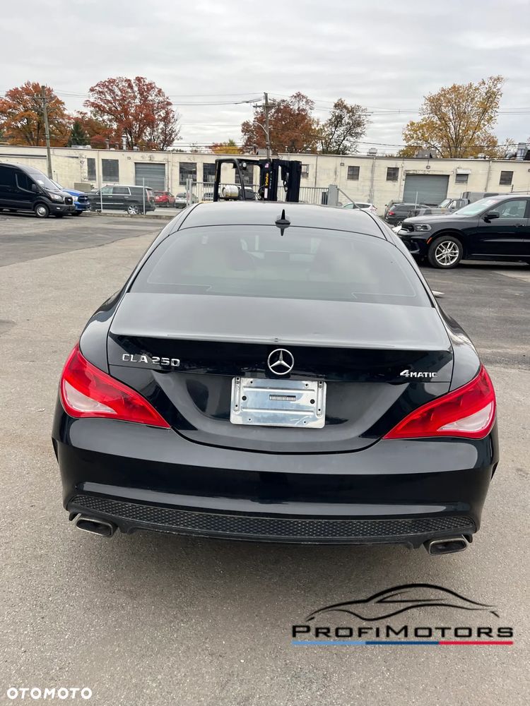 Mercedes-Benz CLA 250 4-Matic AMG Line - 5