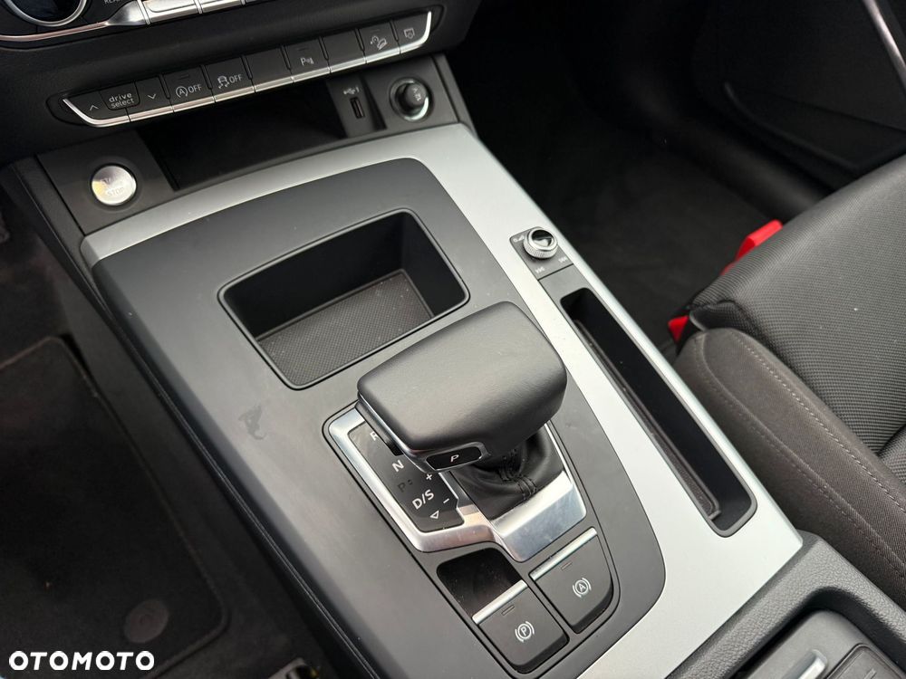 Audi Q5 35 TDI mHEV Advanced S tronic - 24