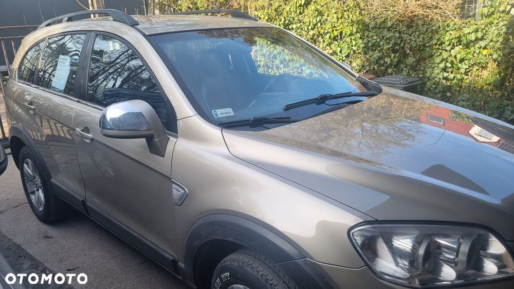 Chevrolet Captiva 2.4 4WD 7 Sitzer LT - 11