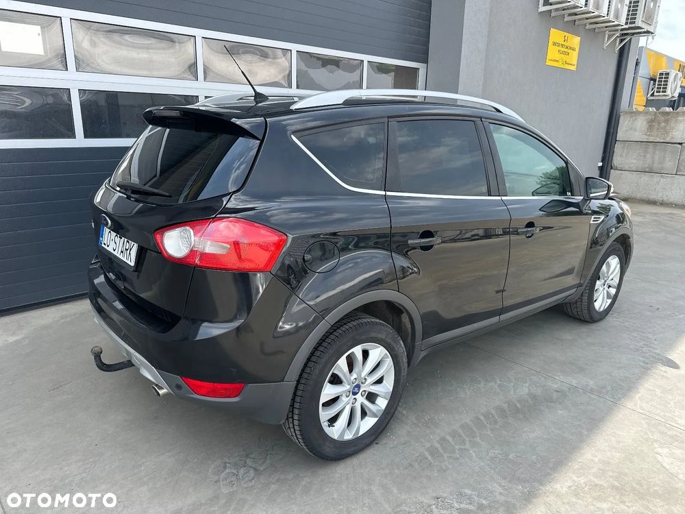 Ford Kuga - 1