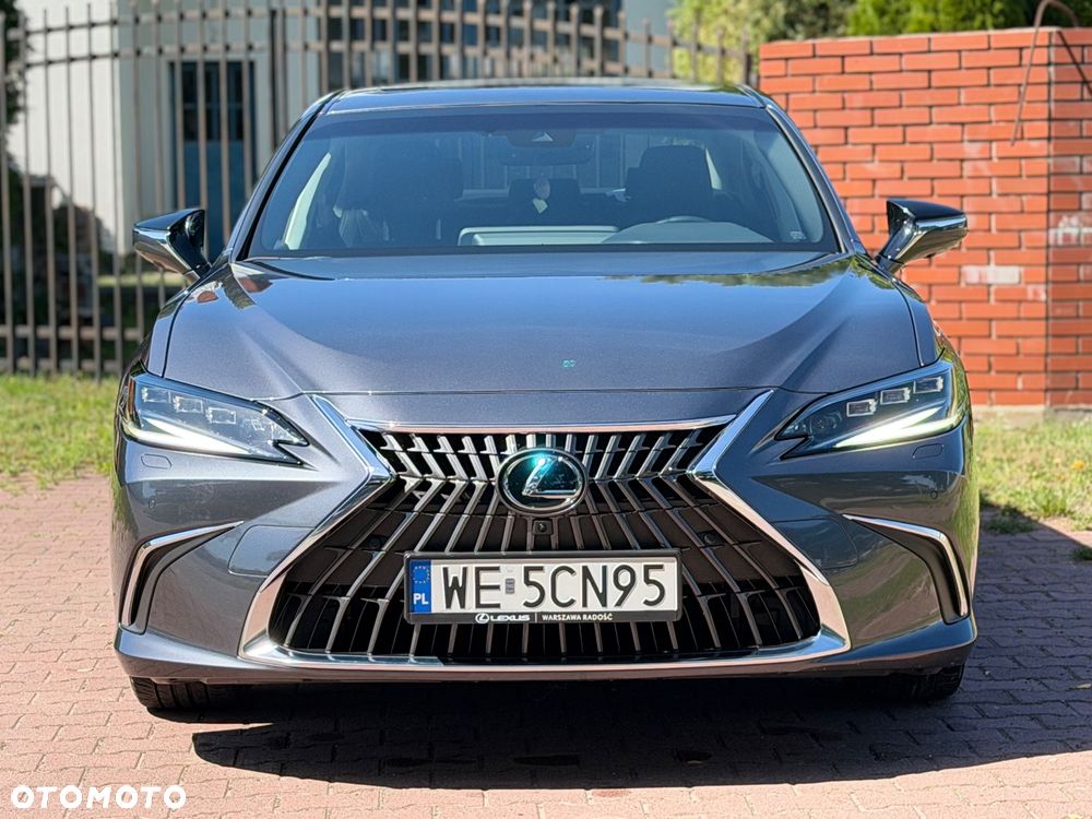 Lexus ES 300h Prestige - 3