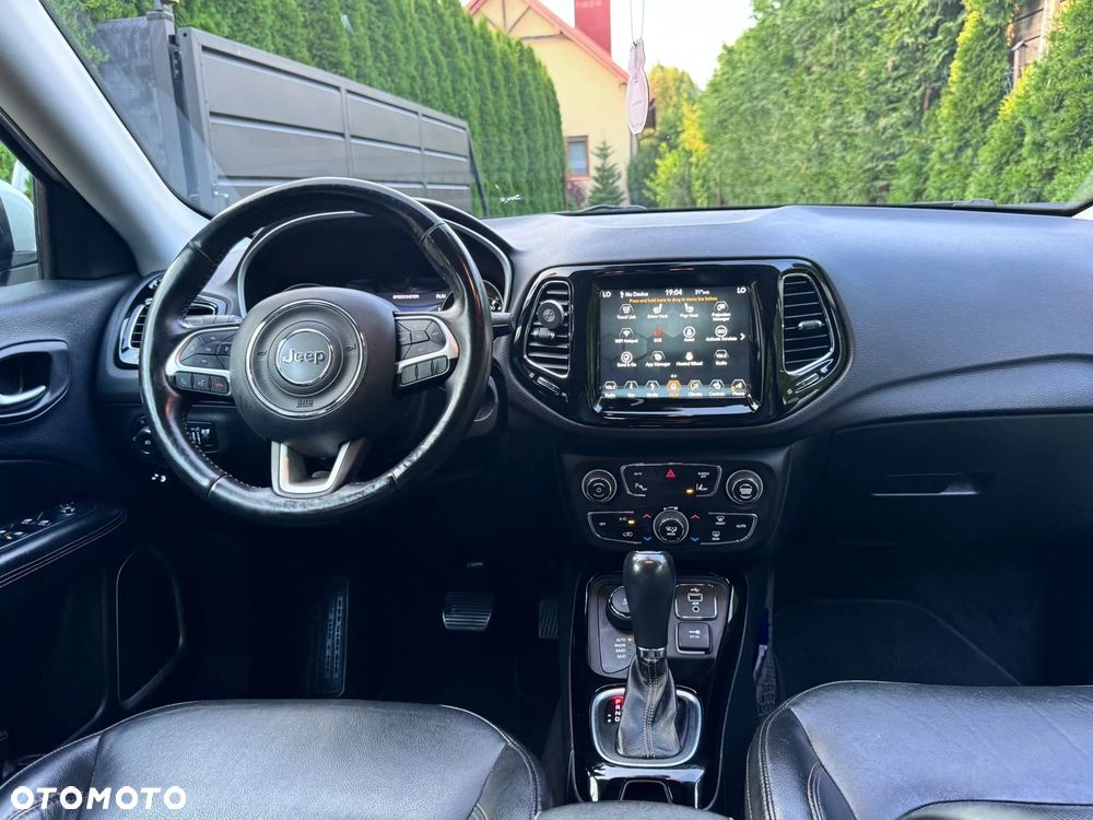 Jeep Compass - 4