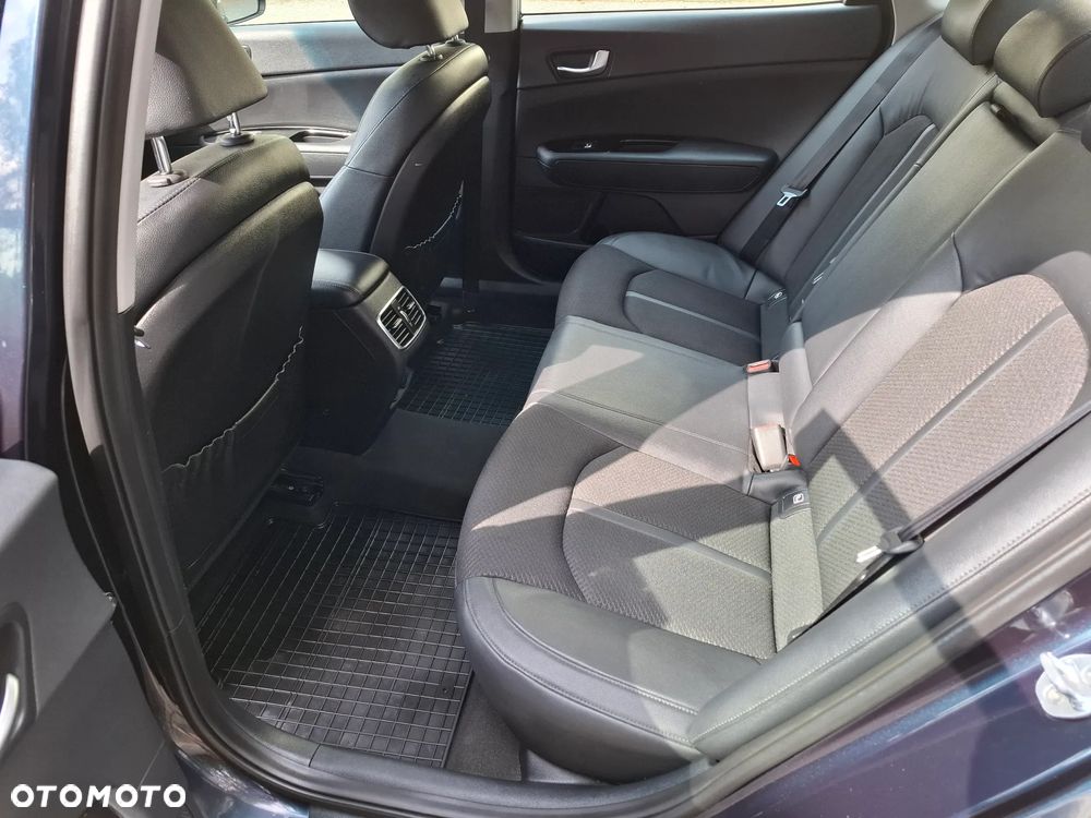 Kia Optima 1.7 CRDI M DCT - 16