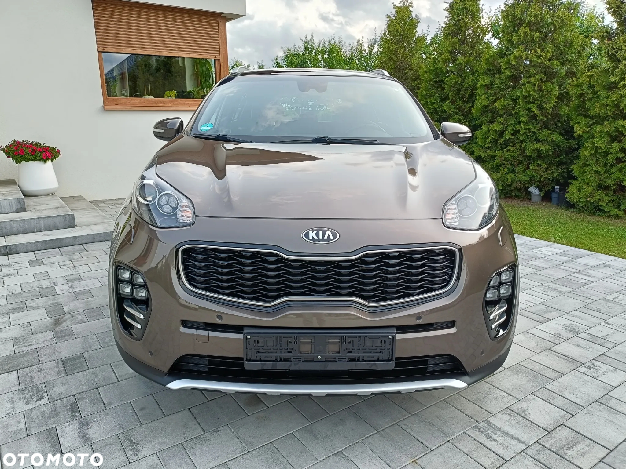 Kia Sportage 2,0 CRDI AWD GT Line - 3
