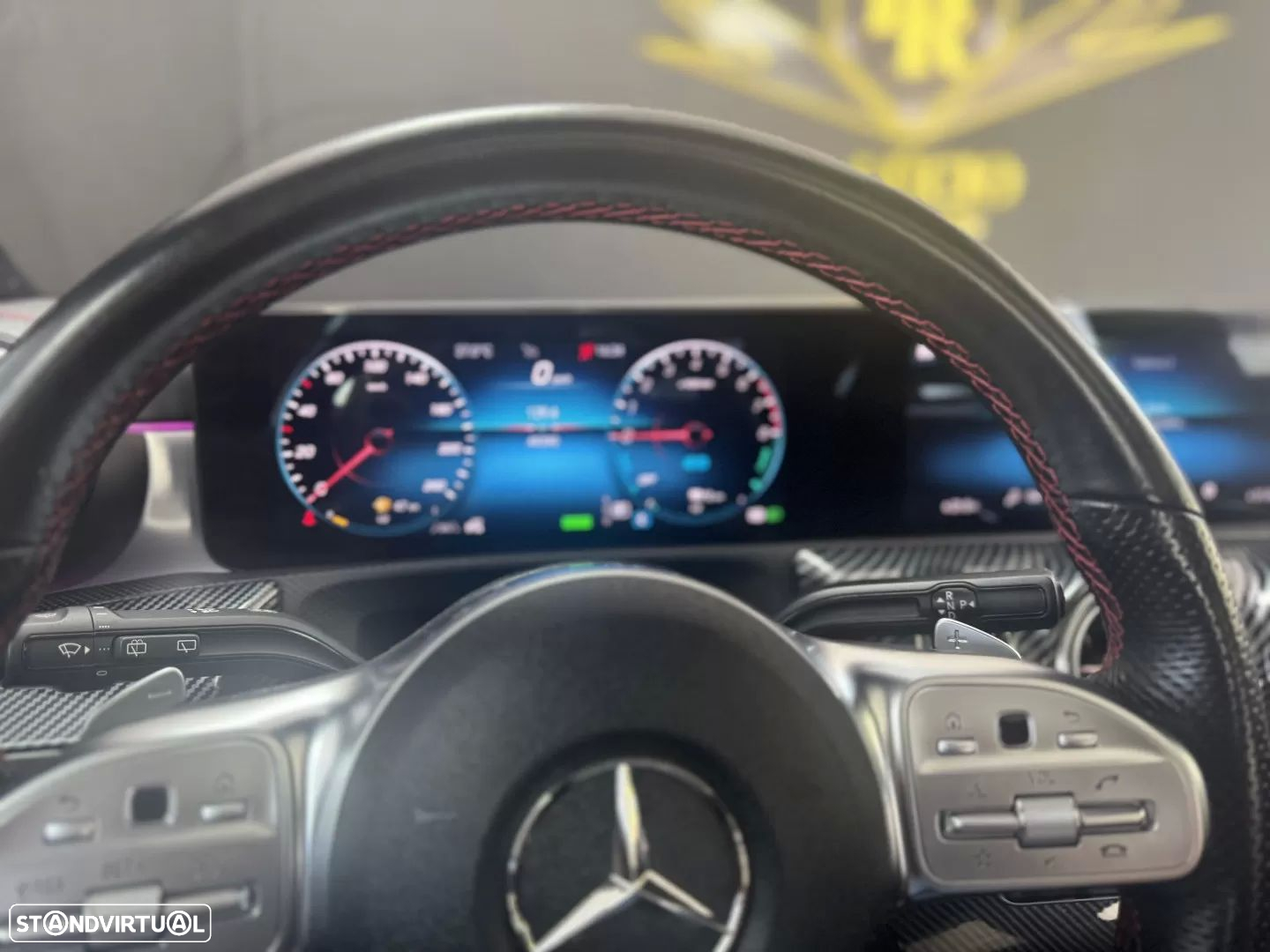 Mercedes-Benz CLA 250 e Shooting Brake AMG Line - 12