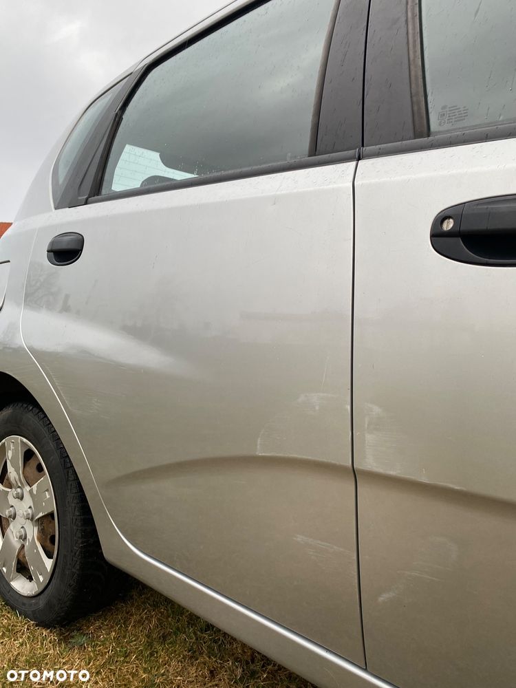 Chevrolet Aveo 1.2 16V Base (air4) - 5