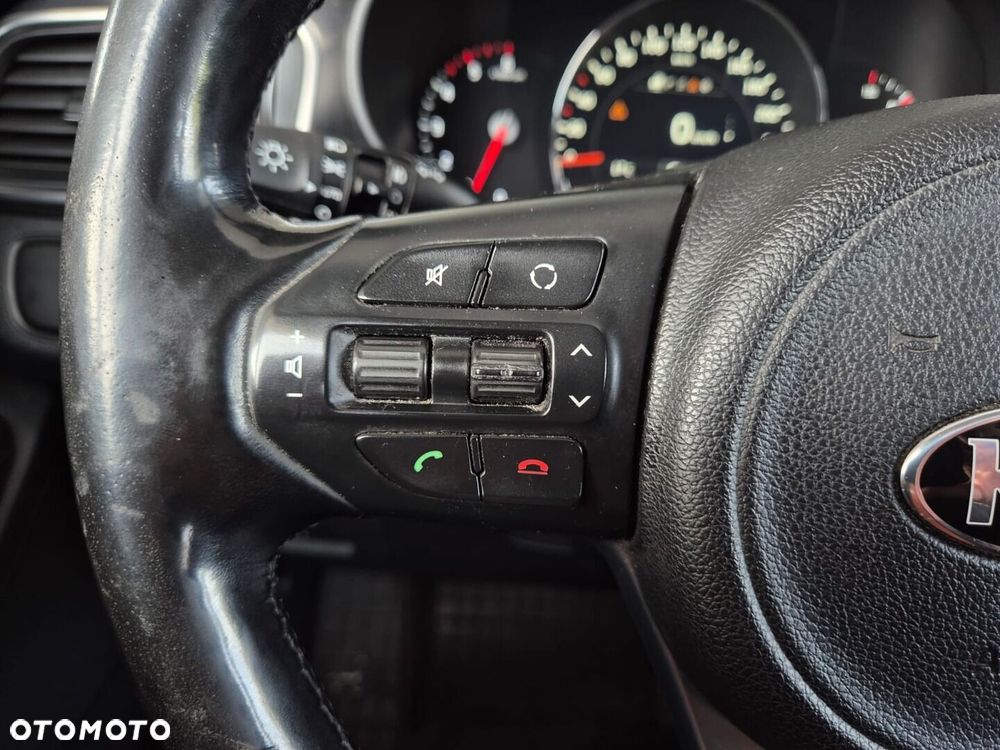 Kia Sorento - 22
