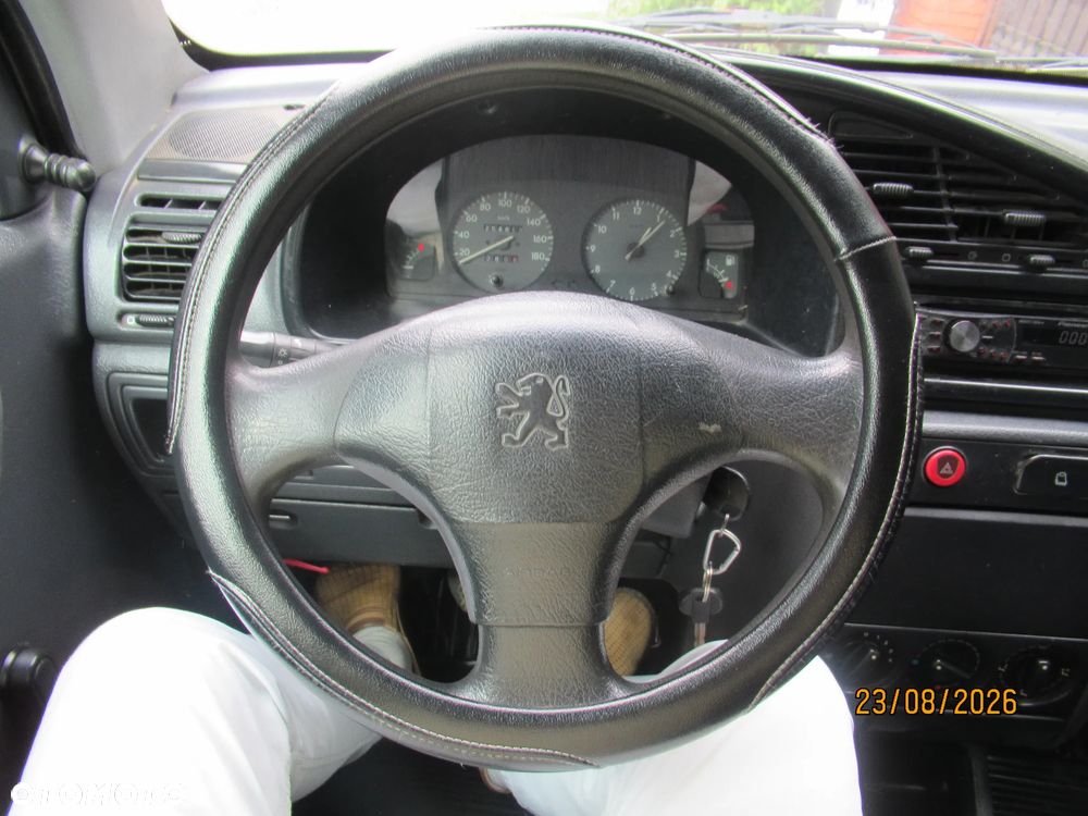 Peugeot Partner Combispace 1.9 D - 17