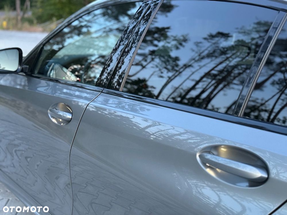 BMW Seria 3 M340i xDrive mHEV sport - 11