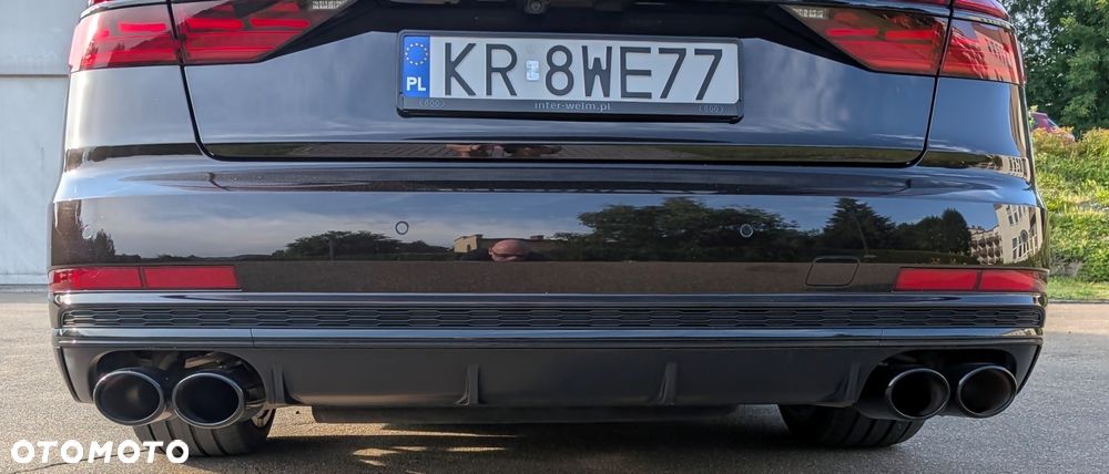 Audi S8 - 6