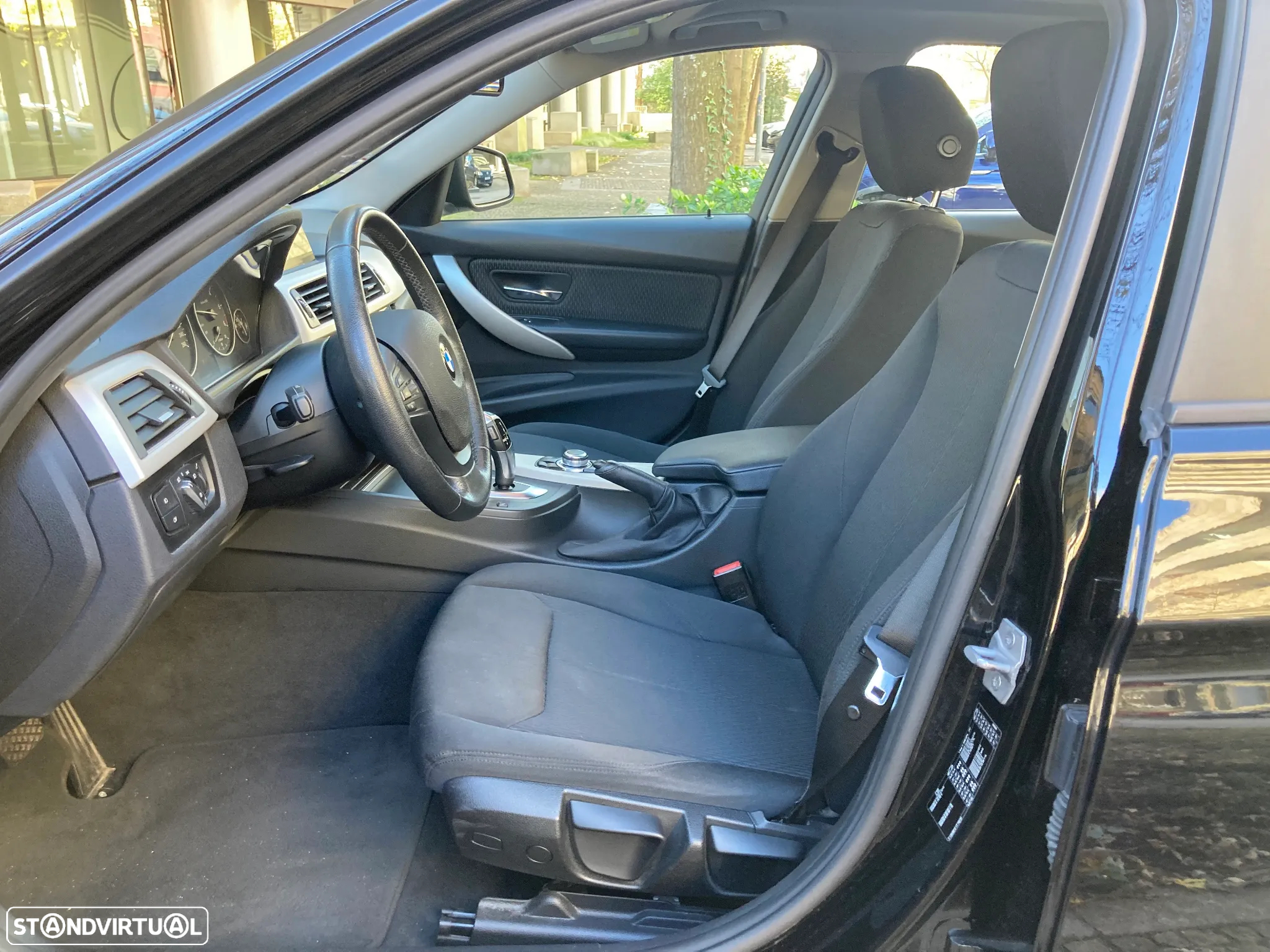 BMW 318 d Advantage Auto - 14