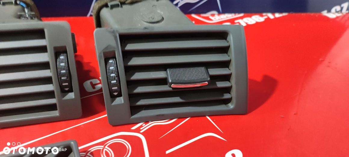 Kratki Nawiewu Kokpitu Audi A4 B7 2007 Blask Gołdap - 4