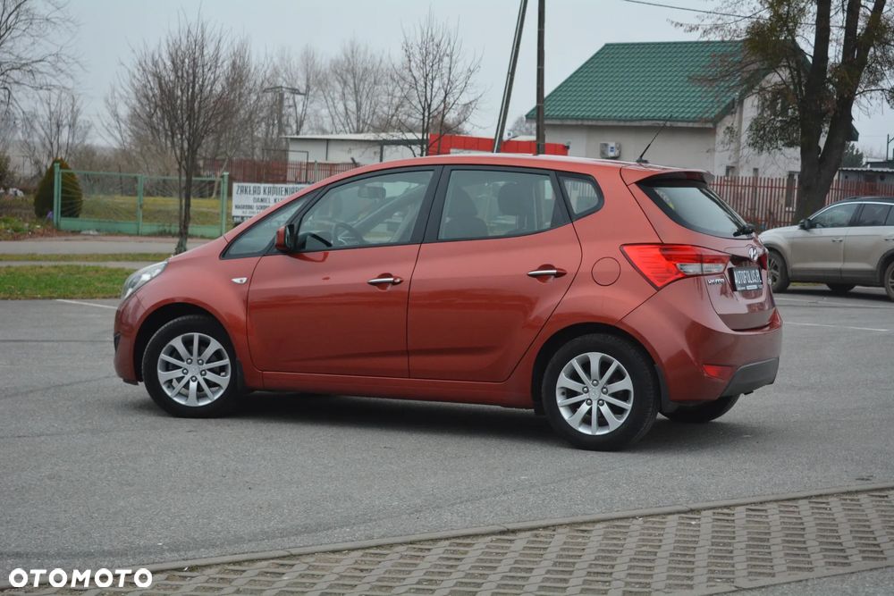 Hyundai ix20 - 16