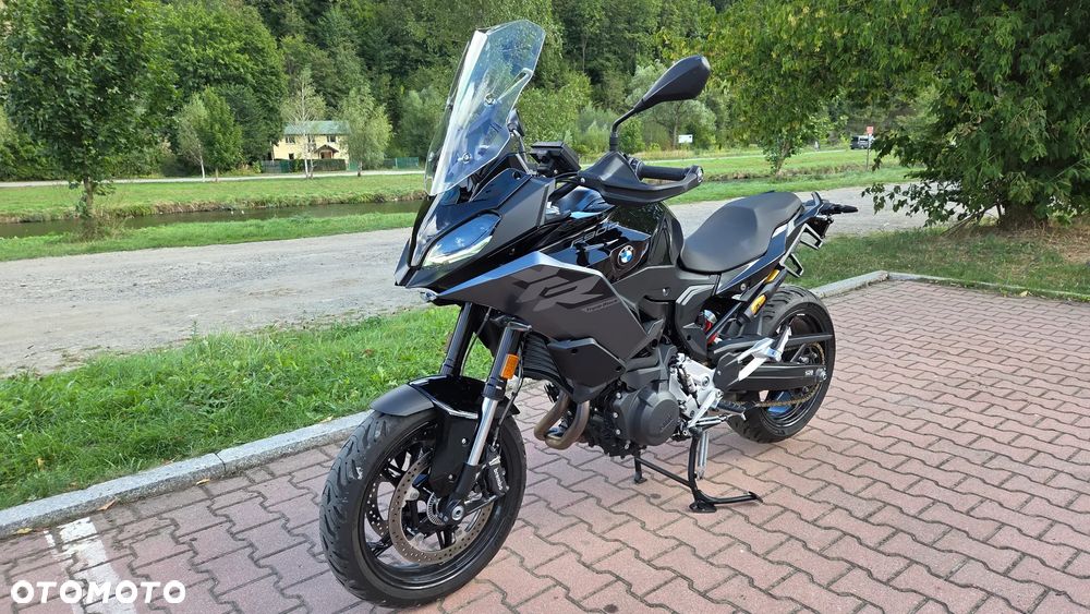 BMW XR - 2
