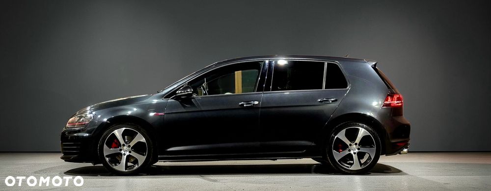 Volkswagen Golf GTI Performance BlueMotion Technology - 39