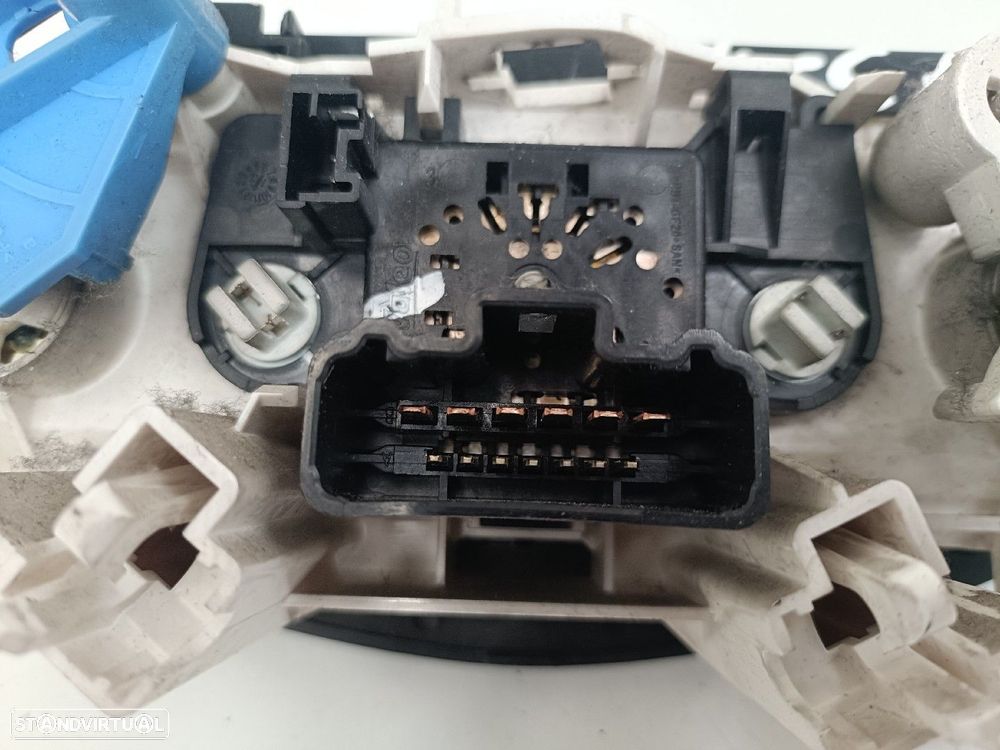 Comando / Botão De Sofagem / Climatronic Dacia Sandero Ii - 3