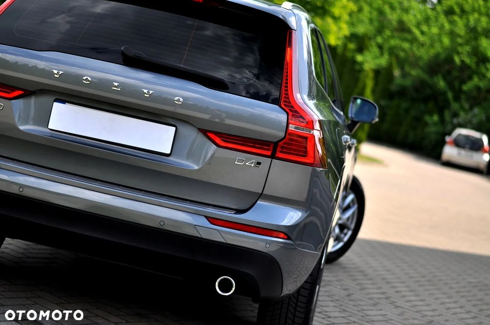 Volvo XC 60 D4 AWD Momentum - 15